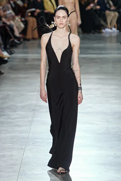 Look 9